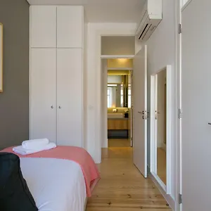 Altido Elegant Deluxe & Altido Luxurious 3-bedroom Apt With Terrace In Intendente Apartment